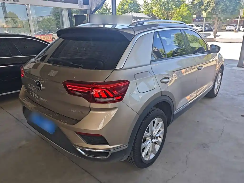 Volkswagen T-Roc — миниатюра 7