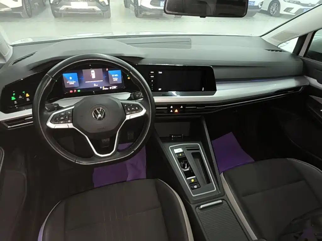 Volkswagen Golf — миниатюра 10