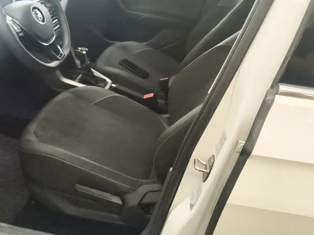 Volkswagen T-Cross — миниатюра 15