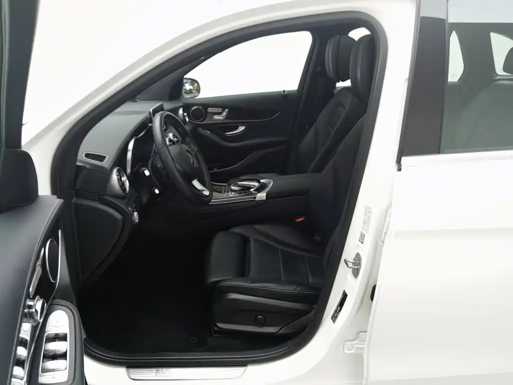 Mercedes-Benz GLC — миниатюра 10