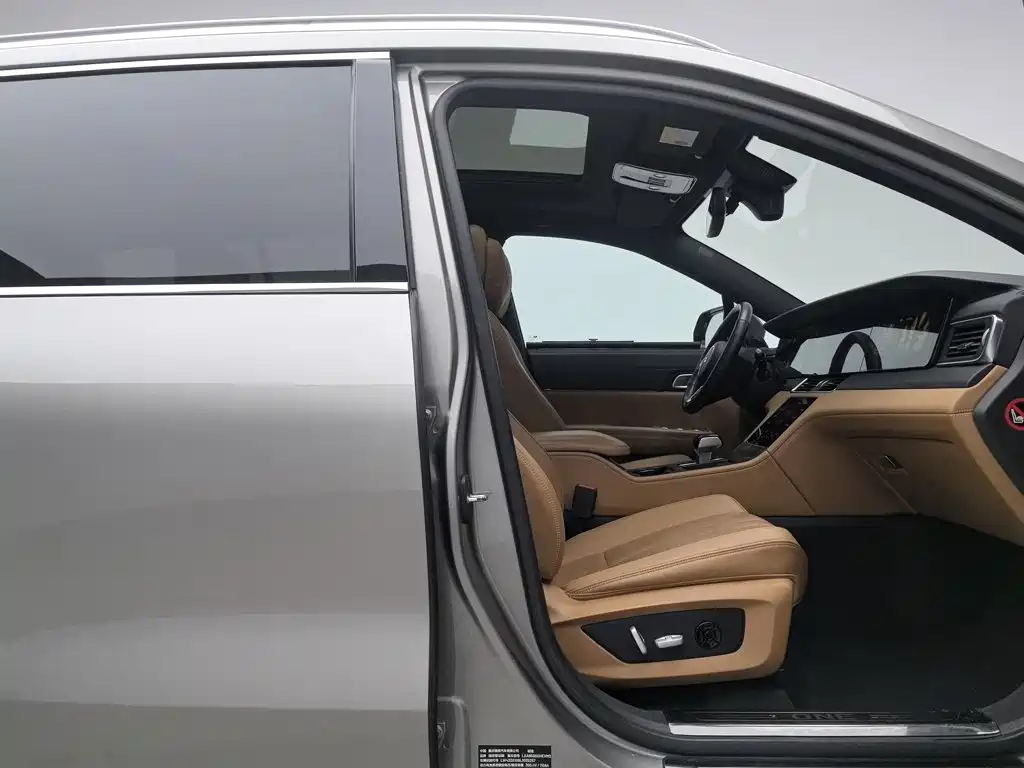 Li Auto Li ONE — миниатюра 23