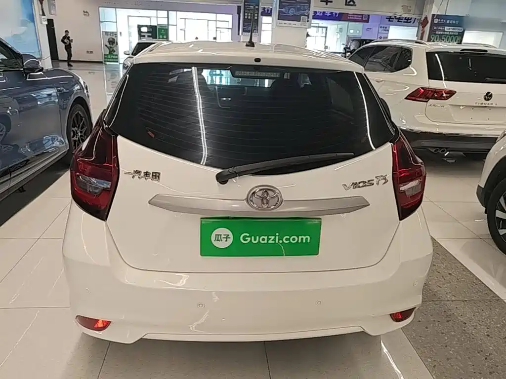 Toyota Vios FS — миниатюра 6