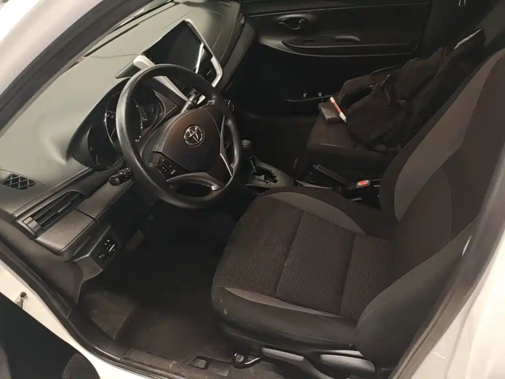 Toyota Vios FS — миниатюра 15