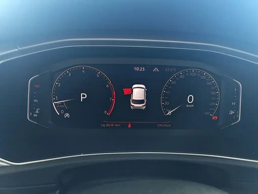 Volkswagen T-Roc — миниатюра 12