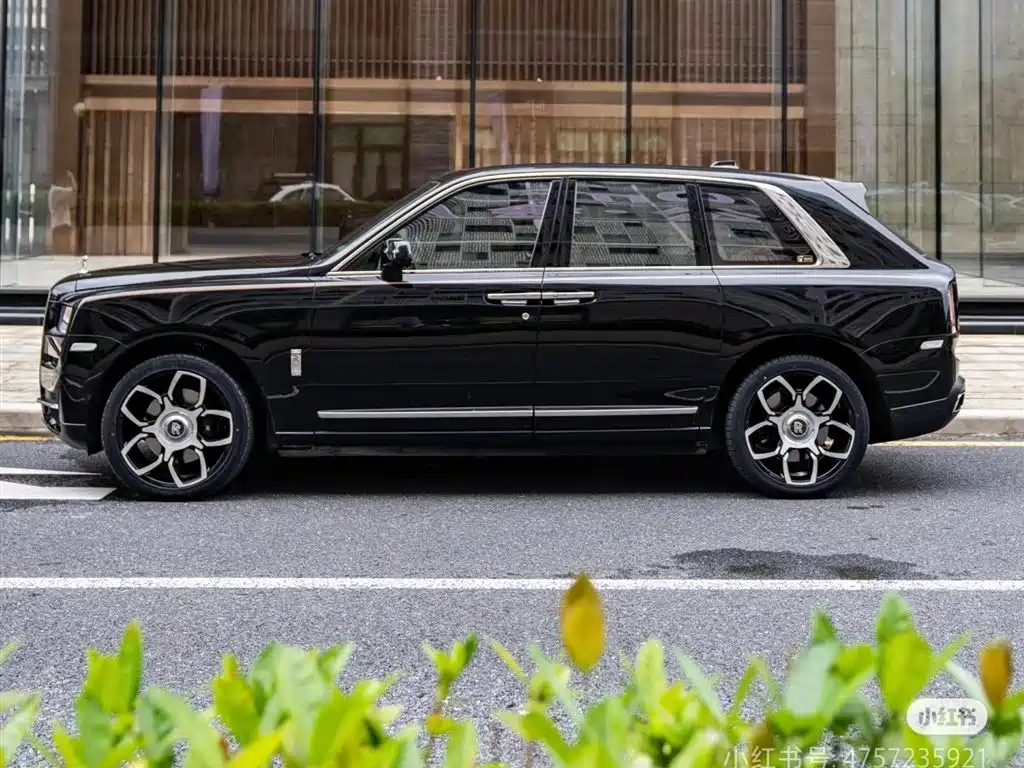 ROLLS-ROYCE CULLINAN
