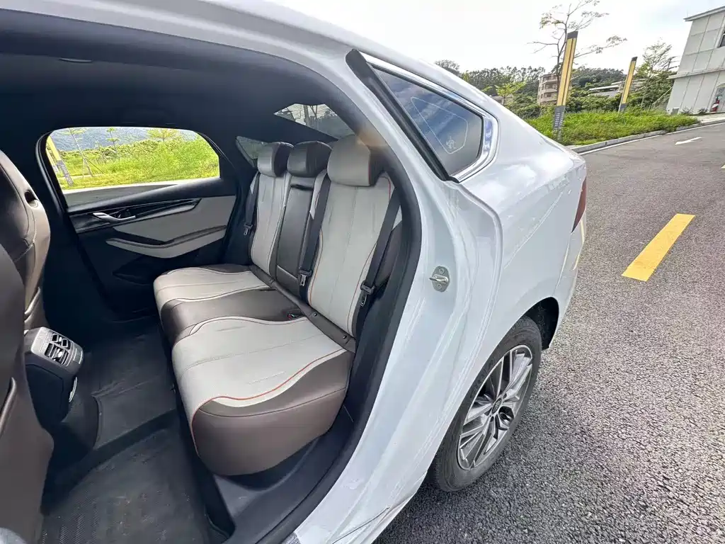 BYD Qin PLUS — миниатюра 8
