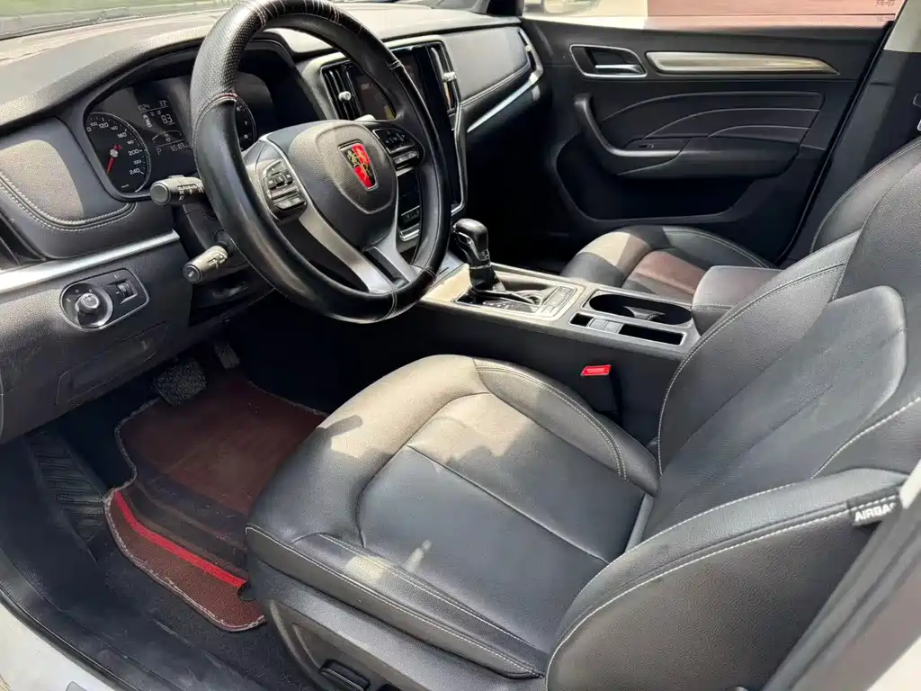 Roewe Roewe i6 Classic — миниатюра 8