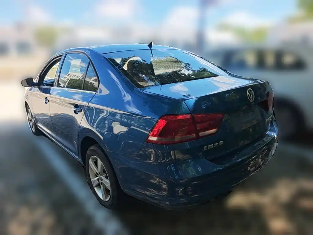 Volkswagen Santana — миниатюра 7