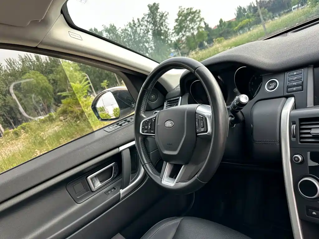 Land Rover Discovery Sport — миниатюра 20