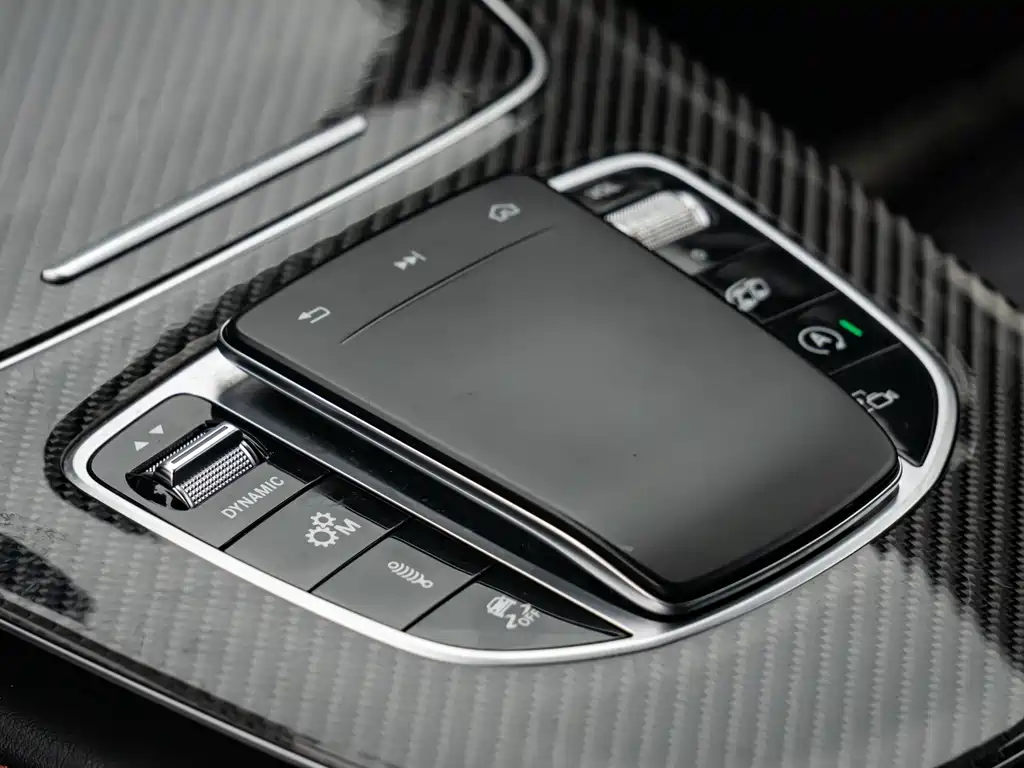 MERCEDES-BENZ E CLASS AMG