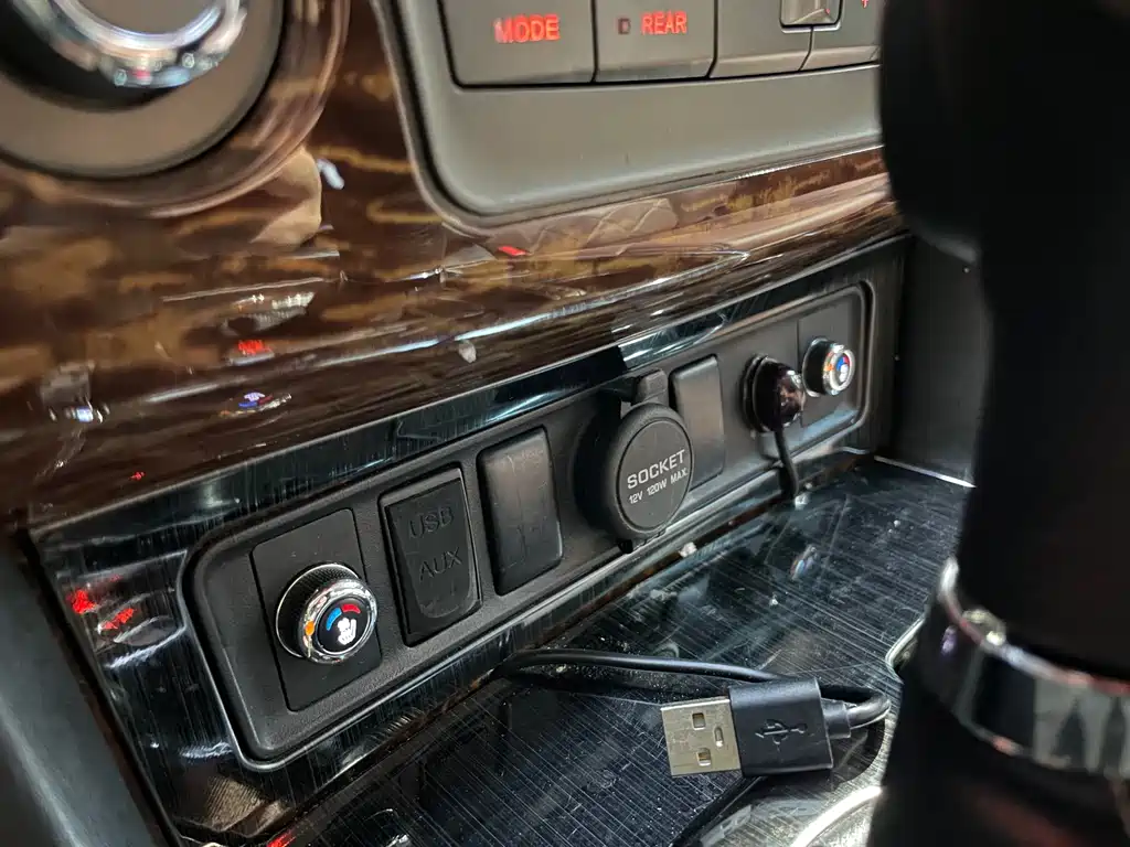 Nissan Patrol — миниатюра 14