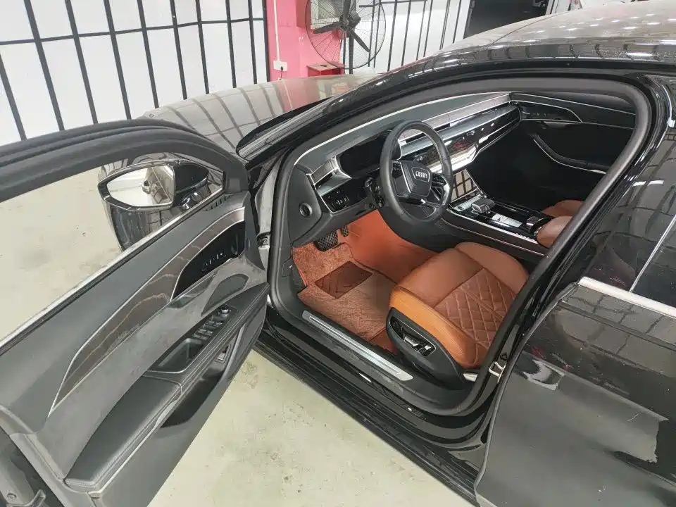 Audi A8 — миниатюра 7