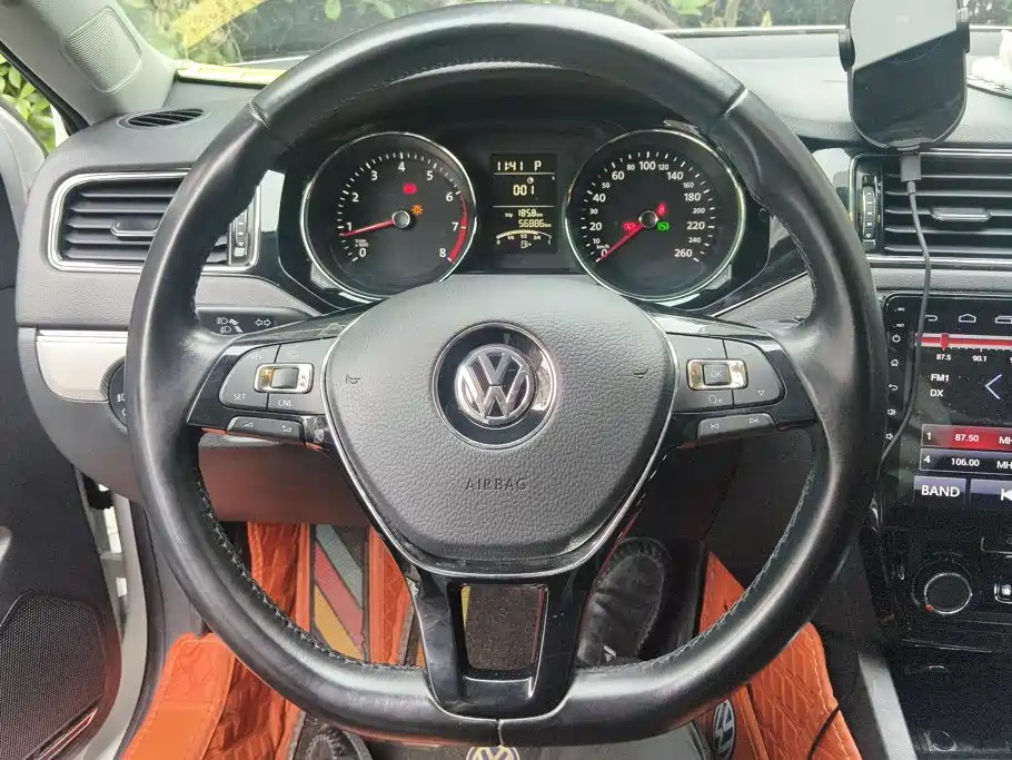 Volkswagen Sagitar — миниатюра 14