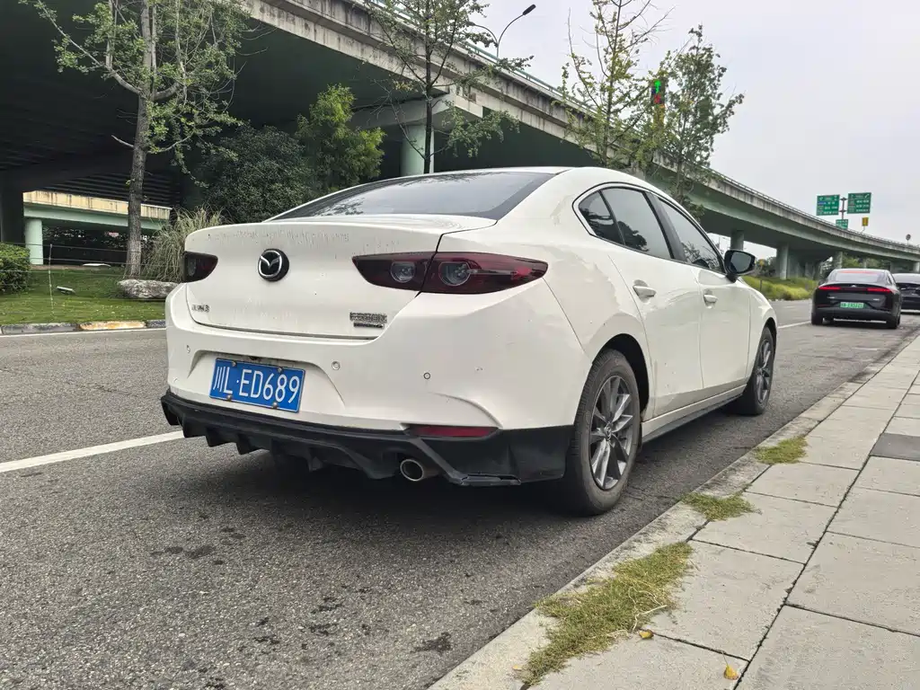 Mazda 3 Axela — миниатюра 6