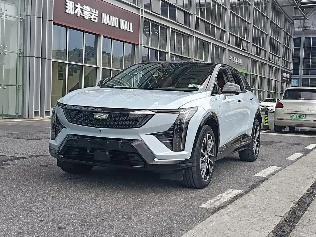 Cadillac IQ