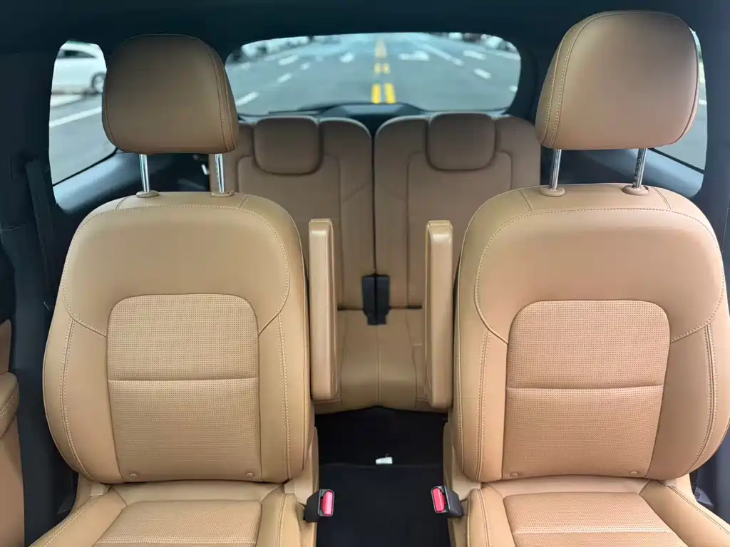 Li Auto Li ONE — миниатюра 8