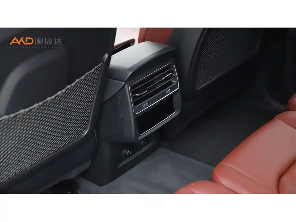 Audi SQ7 2024 4.0 TFSI