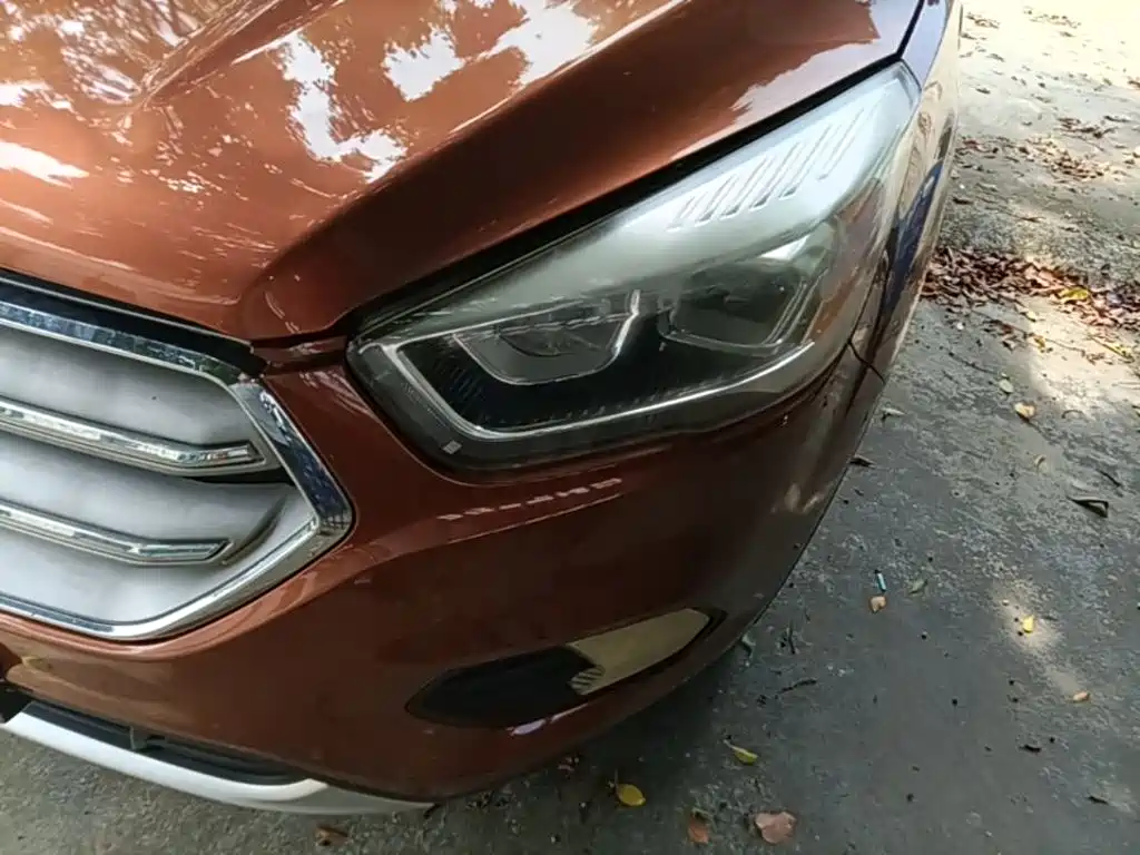 Ford Kuga — миниатюра 24