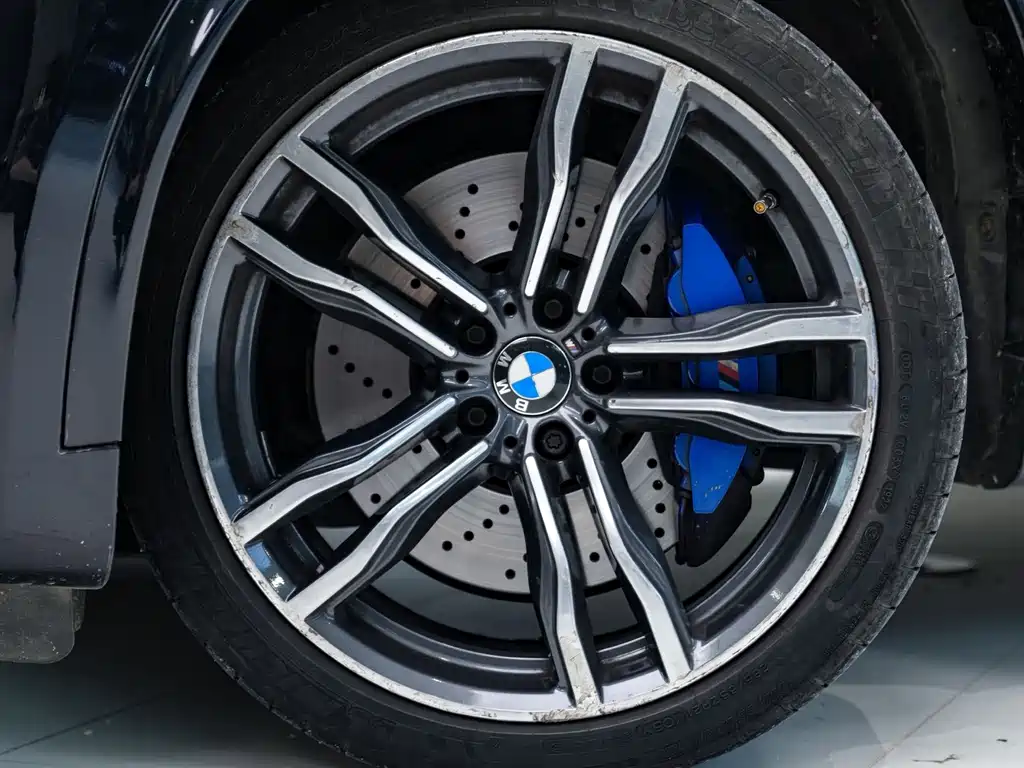 BMW X5 M — миниатюра 23