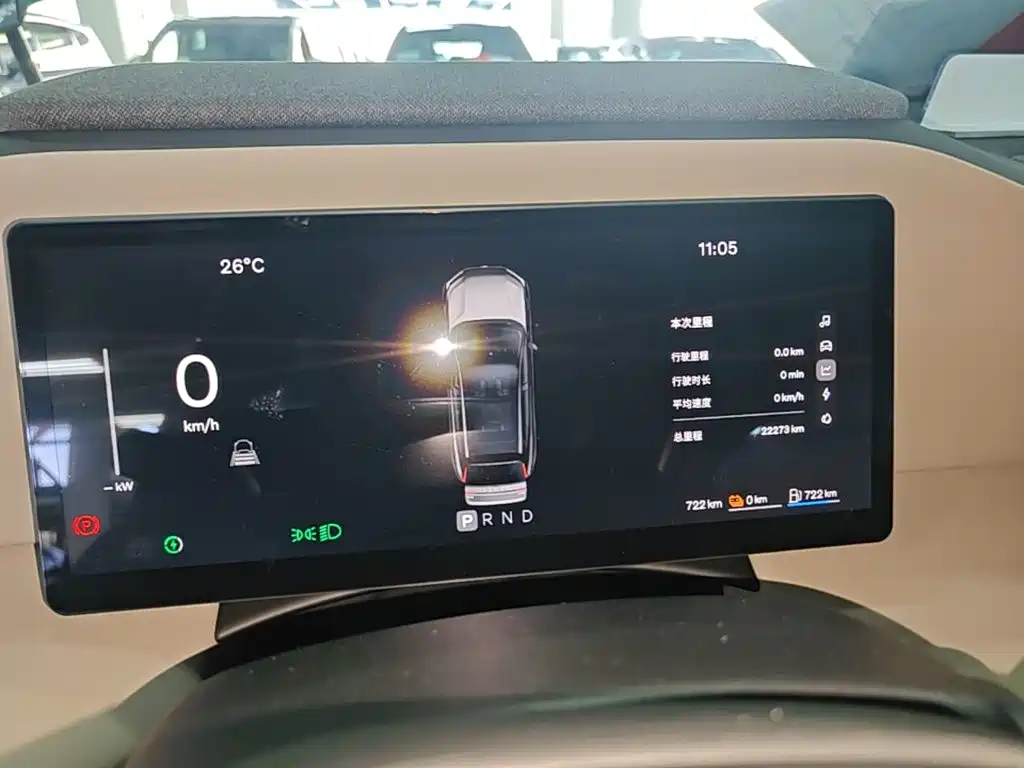 Volvo XC70 PHEV — миниатюра 12