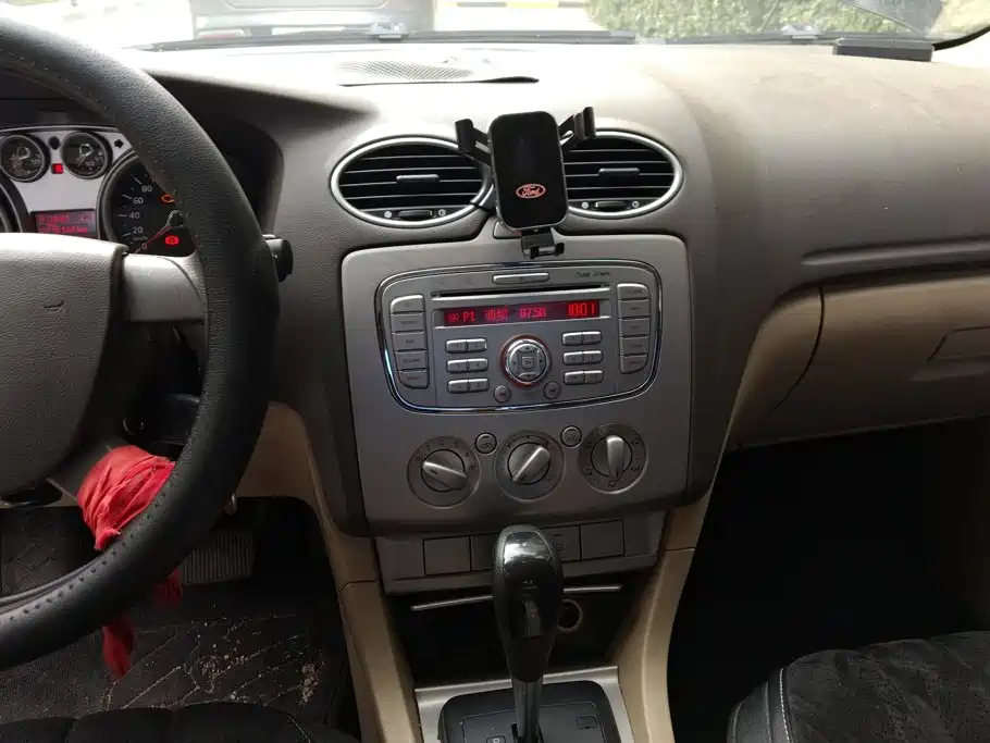Ford Focus — миниатюра 13