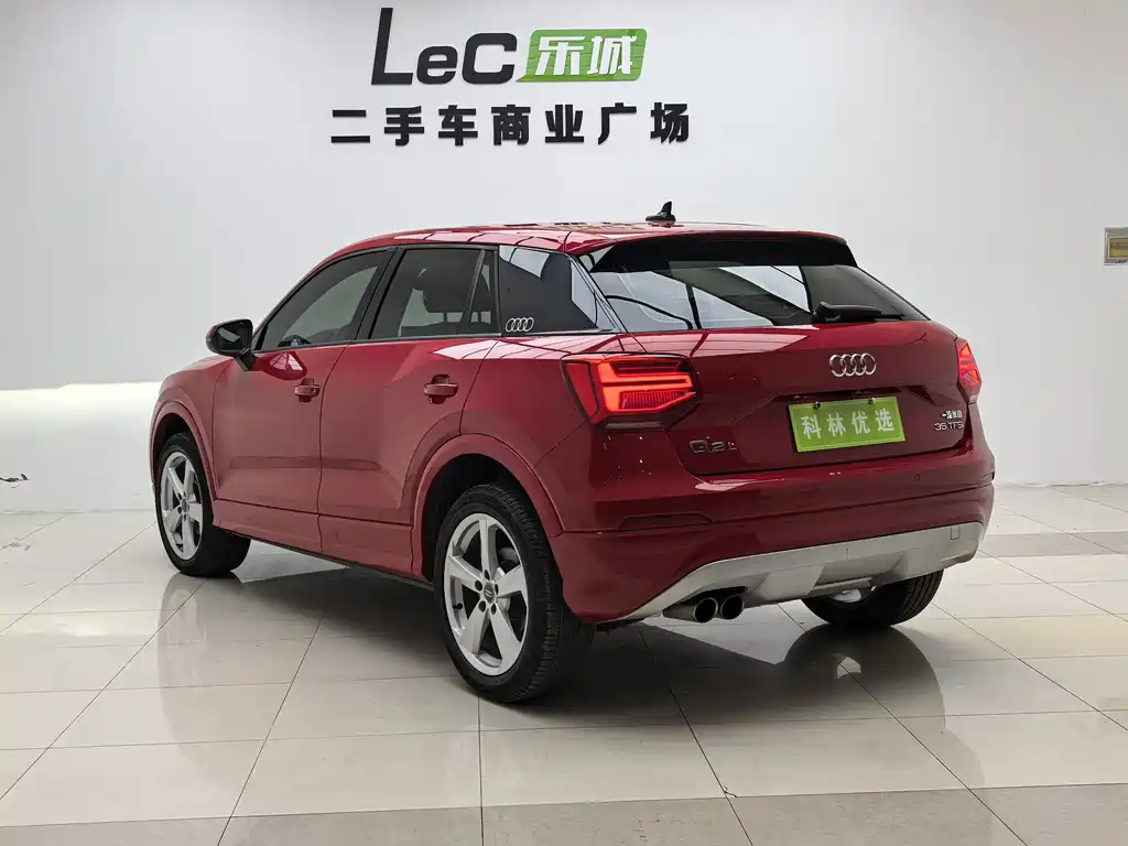 Audi Q2L — миниатюра 3