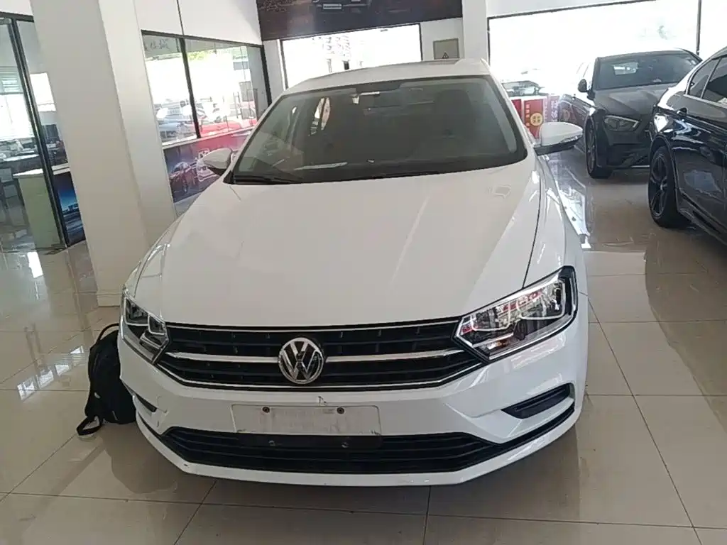 Volkswagen Bora — миниатюра 3