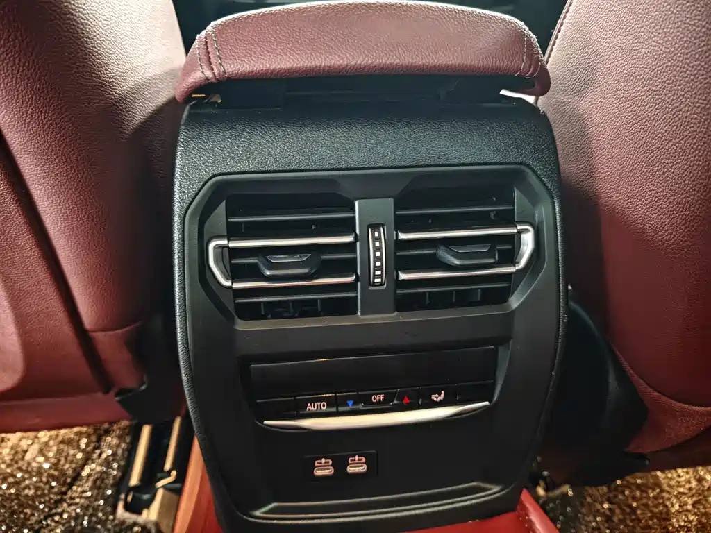 BMW i3 — миниатюра 9