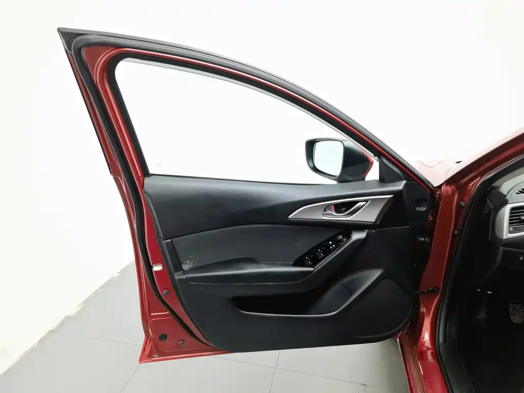 Mazda 3 Axela — миниатюра 8