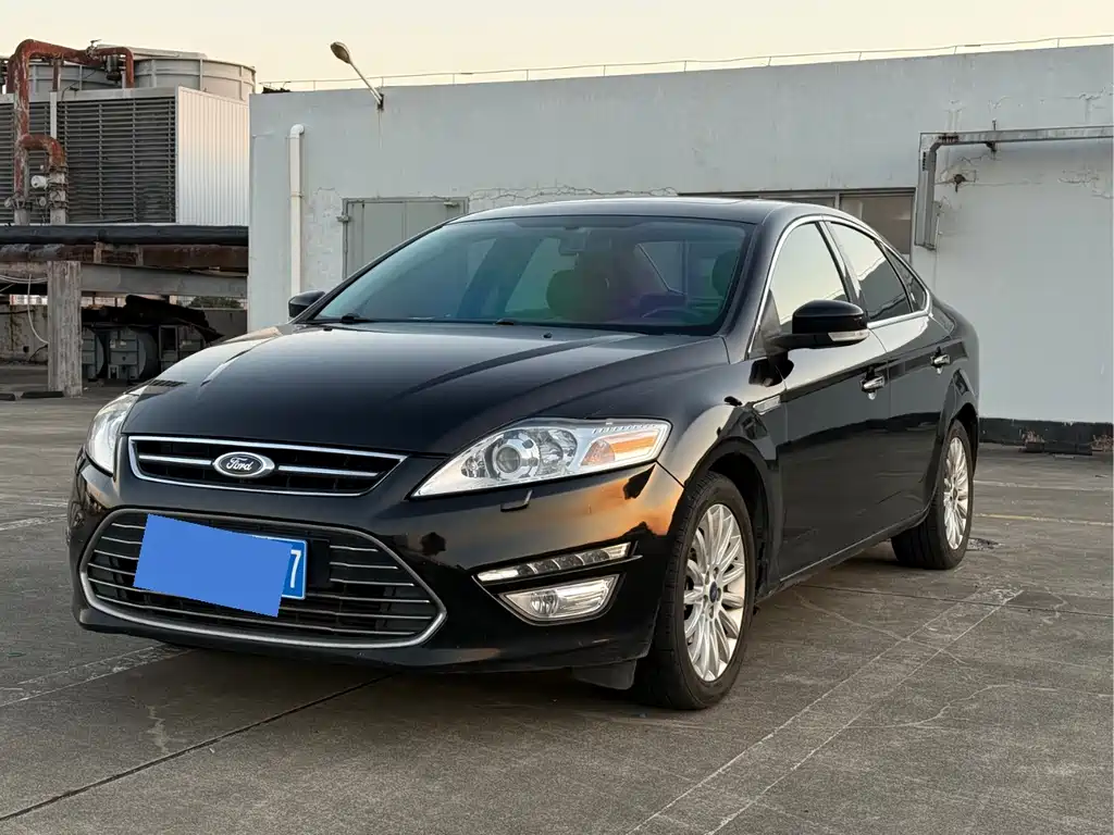 Ford Mondeo Zhisheng 2012