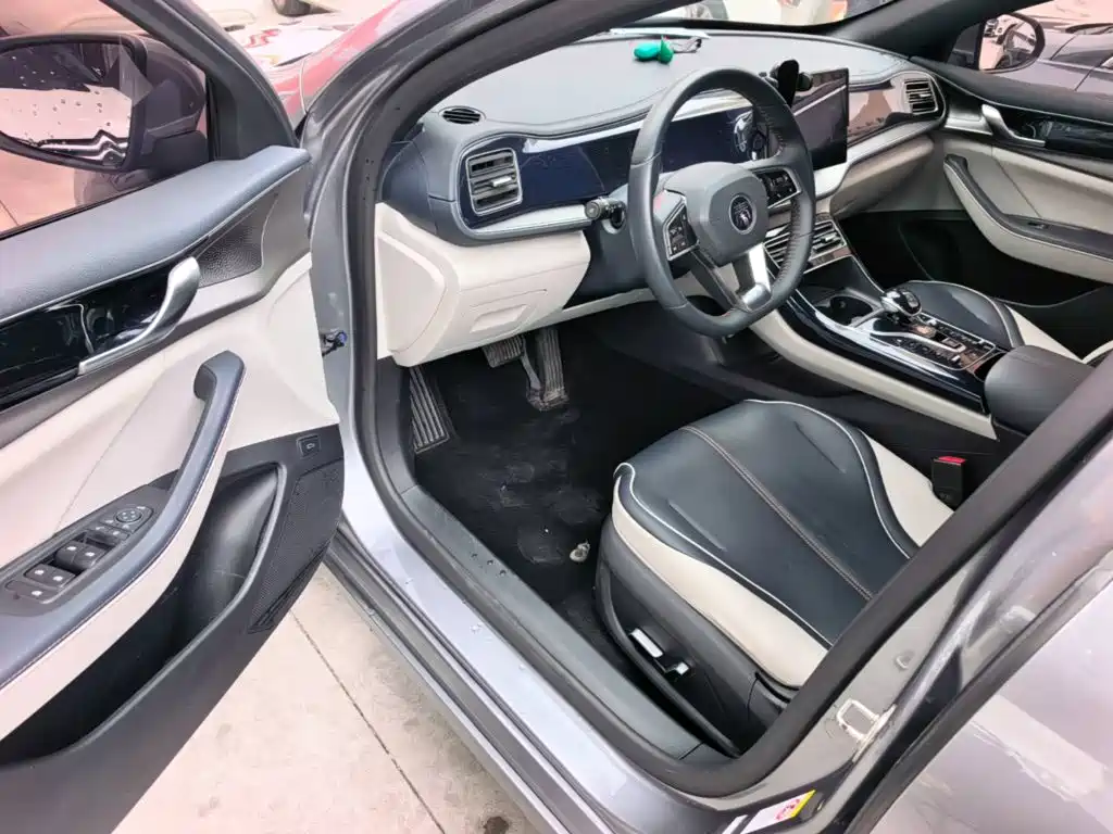 BYD Qin PLUS — миниатюра 16