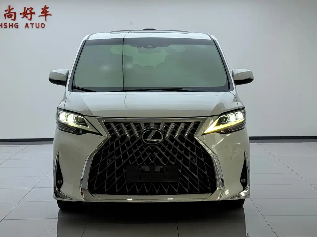 Lexus LM — миниатюра 2
