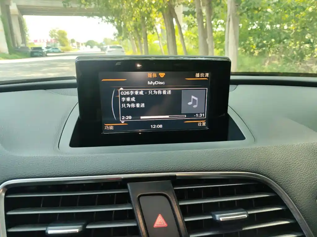 Audi Q3 — миниатюра 13