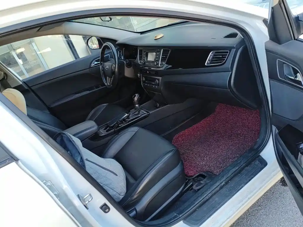 Hyundai Mistra — миниатюра 9
