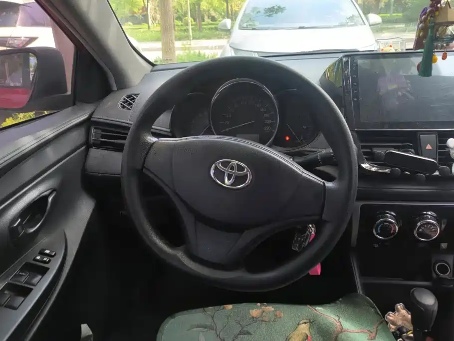 Toyota Vios FS — миниатюра 15