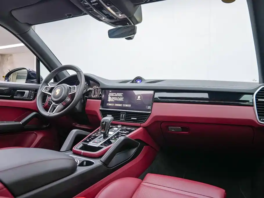 Porsche Cayenne — миниатюра 8