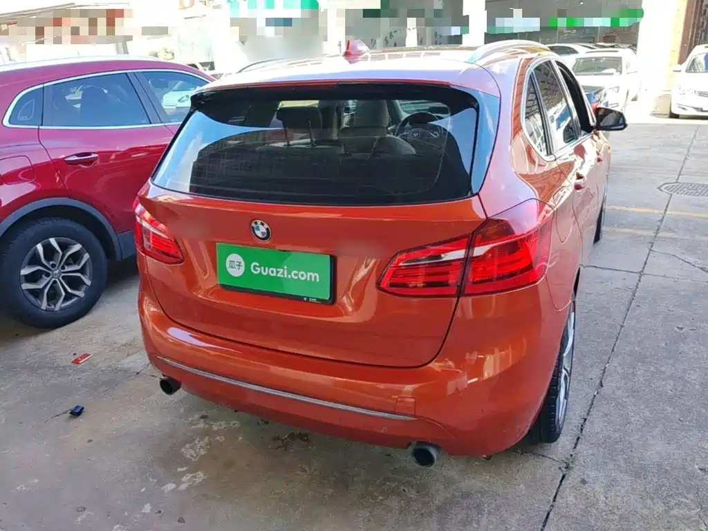 BMW 2 Series Active Tourer — миниатюра 6