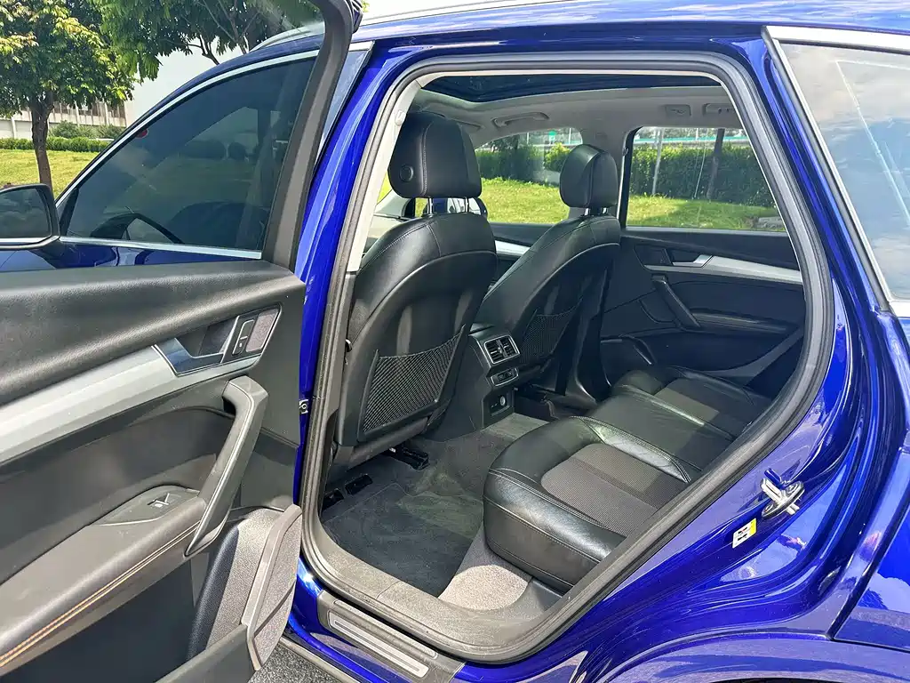Audi Q5L — миниатюра 14