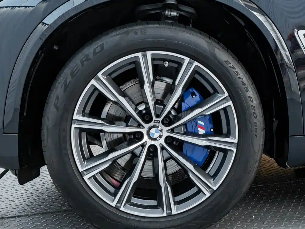 BMW X5 — миниатюра 11
