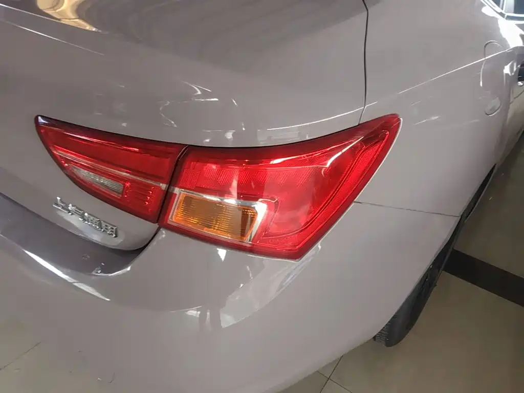 Buick Verano — миниатюра 8