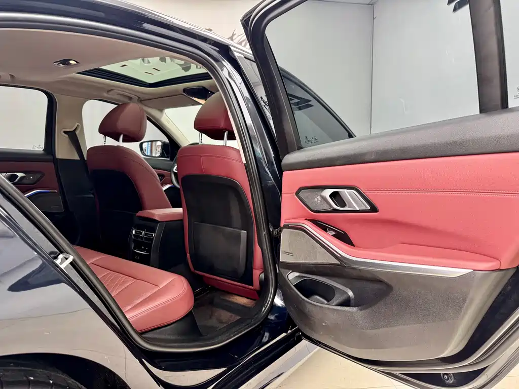 BMW 3 Series — миниатюра 12