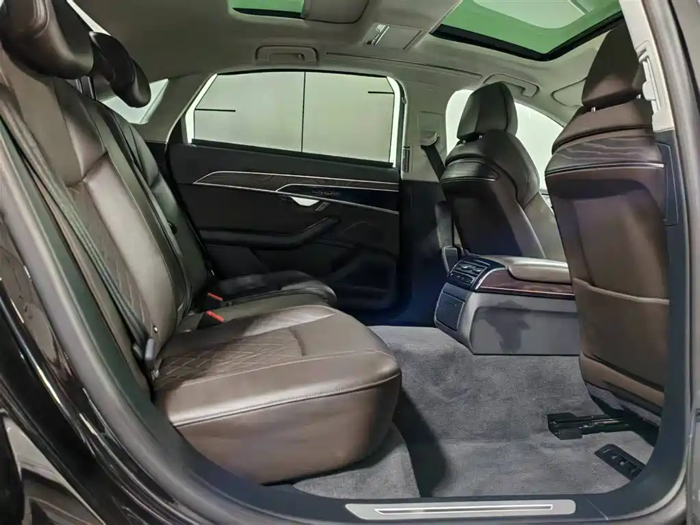 Audi A8 2022 A8L 50 TFSI quattro Comfort