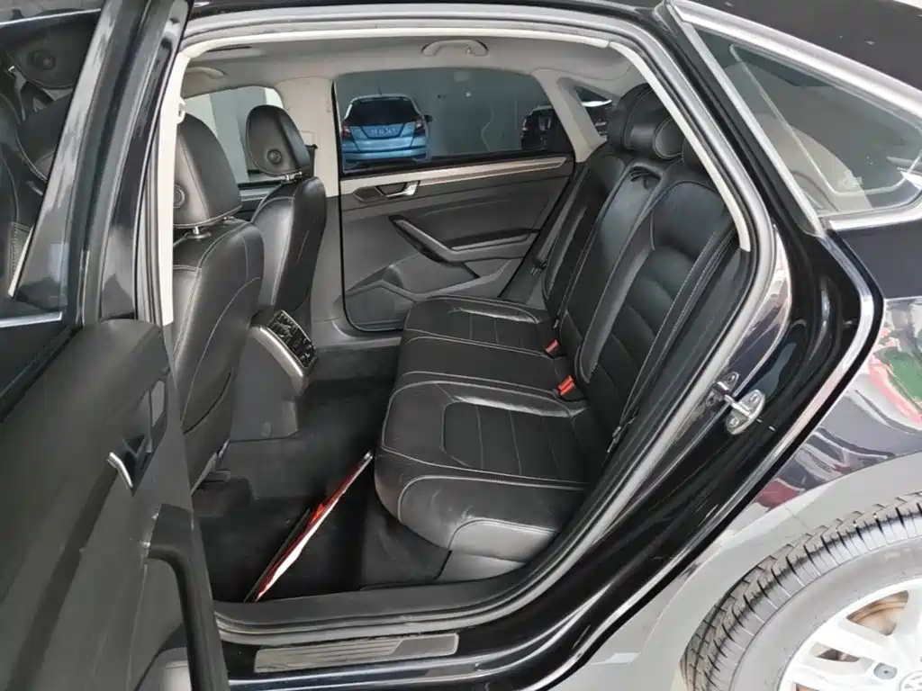 Volkswagen Passat — миниатюра 17