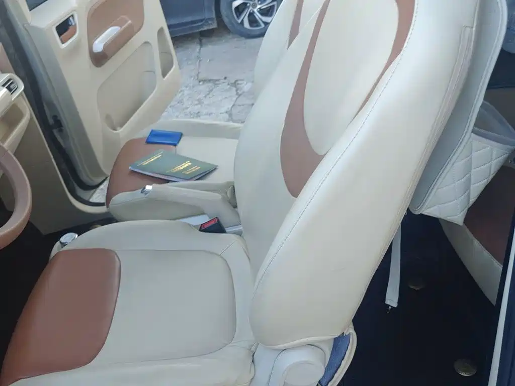 Wuling MINIEV — миниатюра 11