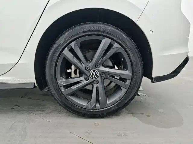 Volkswagen Golf — миниатюра 12