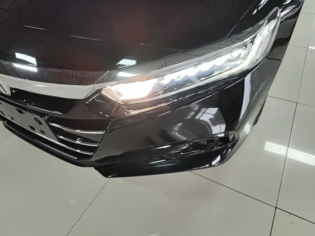 Honda Accord — миниатюра 24