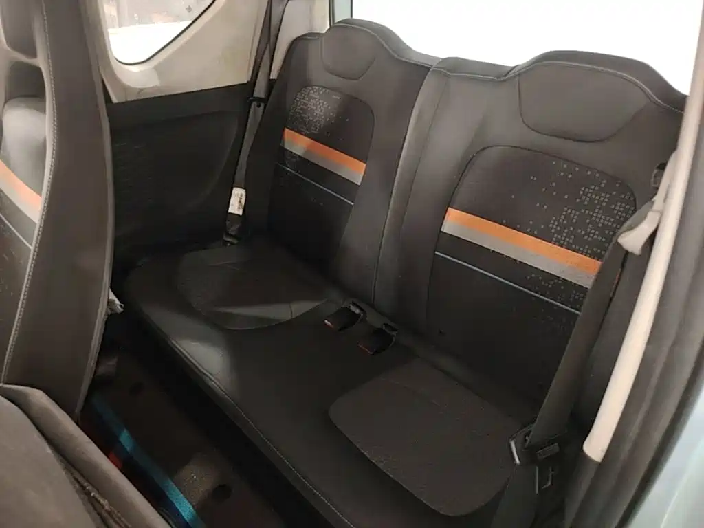 Wuling MINIEV — миниатюра 17