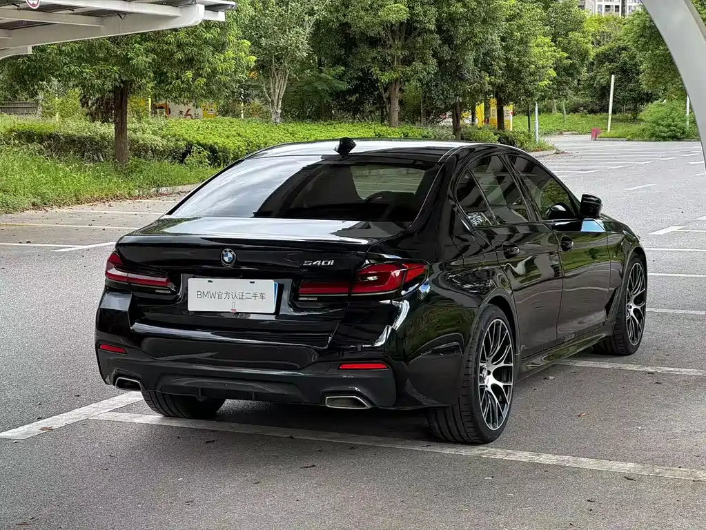 BMW 5 Series (Import) — миниатюра 5