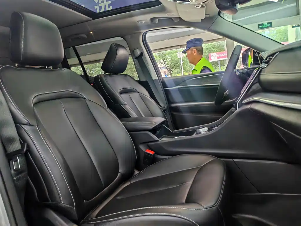 Jeep Grand Cherokee 4xe (Import) — миниатюра 20