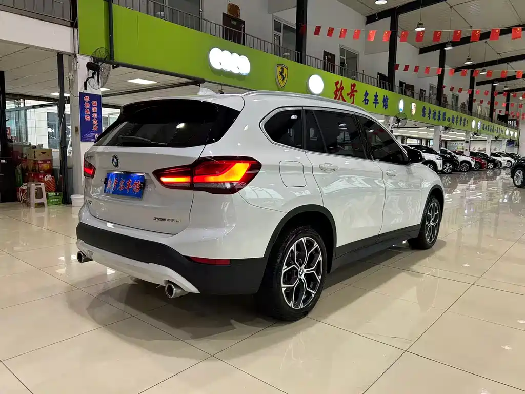 BMW X1 — миниатюра 8
